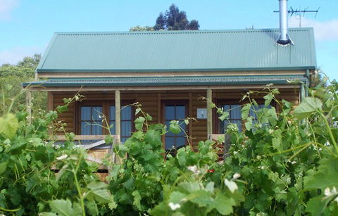 McLaren Ridge 3 - McLaren Ridge Log Cabins - Foster Accommodation 6