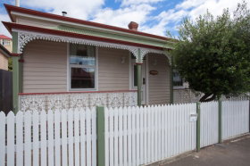 Newdegate House - Foster Accommodation 0