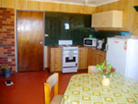 Helvetia Retreat - Foster Accommodation 0