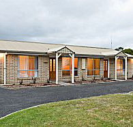 Leisureville Holiday Villas - Foster Accommodation