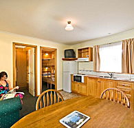 Leisureville Caravan Park - Foster Accommodation