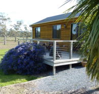 Hazelcreek Cottages - Foster Accommodation