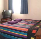Kentish Hotel - Foster Accommodation