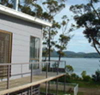 White Beach Cottage - Foster Accommodation