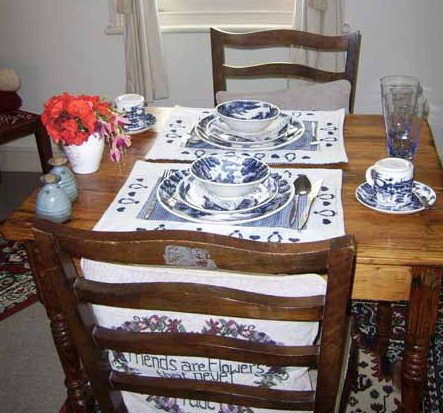 Peck's On Pine - Foster Accommodation 2