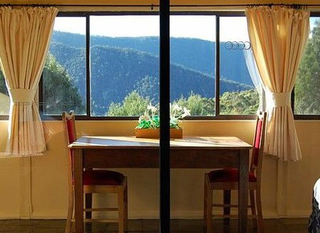 Engadine Cottage - Foster Accommodation 3