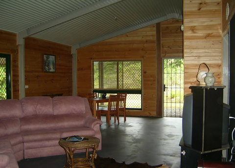 Daintree Mountain View Retreat And Vanilla Beans - Foster Accommodation 1