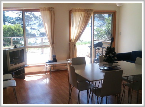 Bruny Island Beachside Accommodation - Foster Accommodation 3