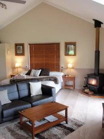 Maleny Luxury Cottages - Foster Accommodation 0