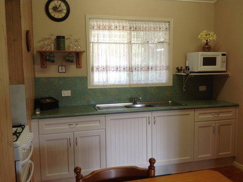 Maleny Country Cottages - Foster Accommodation 2