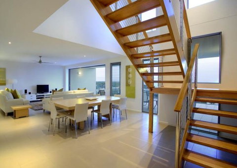 Rainbow Sea Resort - Foster Accommodation 2