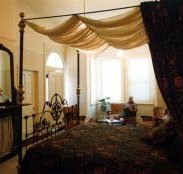 Antoinette's Bed  Breakfast - Foster Accommodation