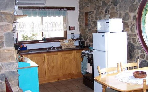 Nuggetty Cottage - Foster Accommodation 1