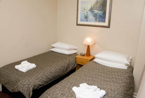 Alpine Hotel - Foster Accommodation 3