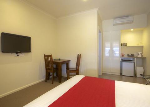 Amaroo Motel - Foster Accommodation 1