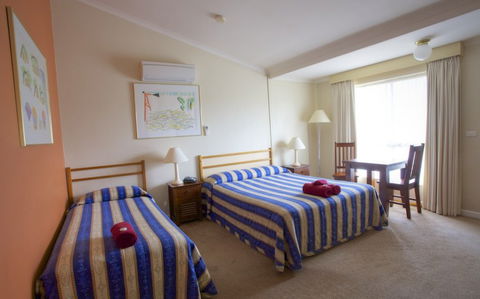 Amaroo Motel - Foster Accommodation 4