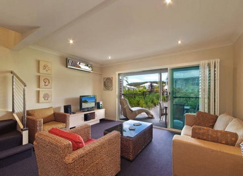 Pacific Blue Townhouse 358 - Foster Accommodation 3
