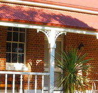 Araluen Old Courthouse Bed and Breakfast - Foster Accommodation