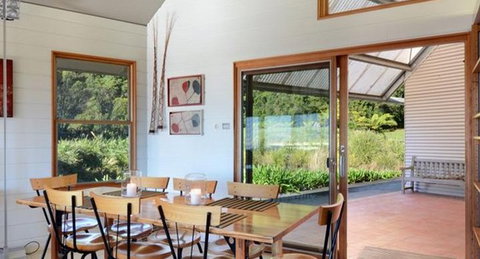 Cloud Break - Foster Accommodation 1