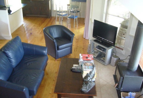 Amazing Country Escapes - Evanslea By The River - Foster Accommodation 1