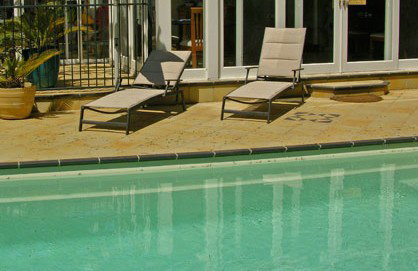 Amazing Country Escapes - Evanslea By The River - Foster Accommodation 3