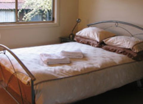 Burns B And B And Yabby Farm - Foster Accommodation 1