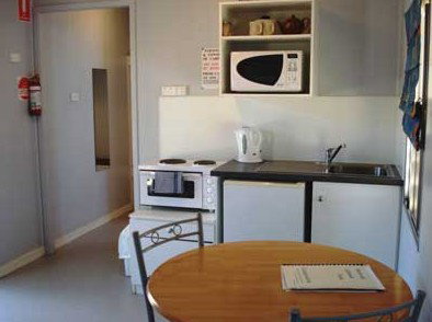 Rubyvale Caravan Park - Foster Accommodation 5