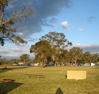 Sommerville Valley Tourist Park - Foster Accommodation