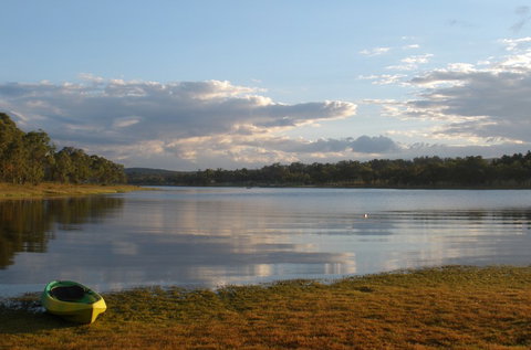 Sommerville Valley Tourist Park - Foster Accommodation 1