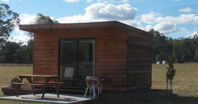 Sommerville Valley Tourist Park - Foster Accommodation 3