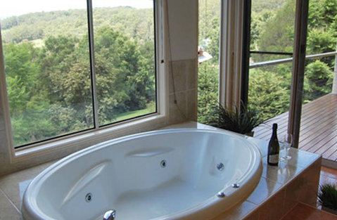 Ravensbourne Escape Kookaburra Kottage - Foster Accommodation 0
