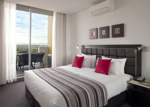 Meriton Serviced Apartments Southport - Foster Accommodation 5