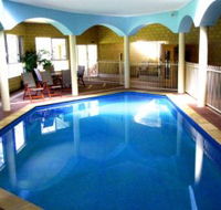 Inn the Tuarts Guest Lodge - Foster Accommodation