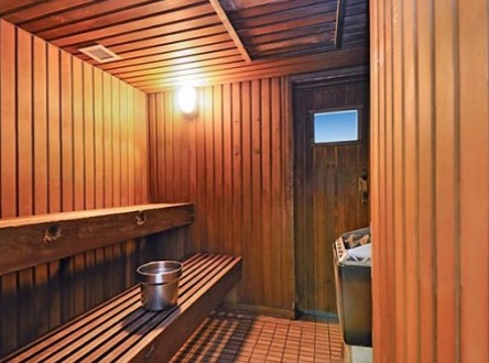 Sandy Point Beach Resort - Foster Accommodation 2