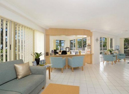 Golden Shores Holiday Club - Foster Accommodation 3