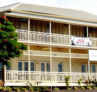 Gracemere Hotel - Foster Accommodation