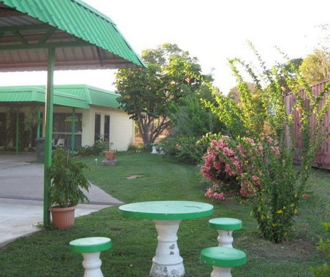 Country Road Motel - Foster Accommodation 5