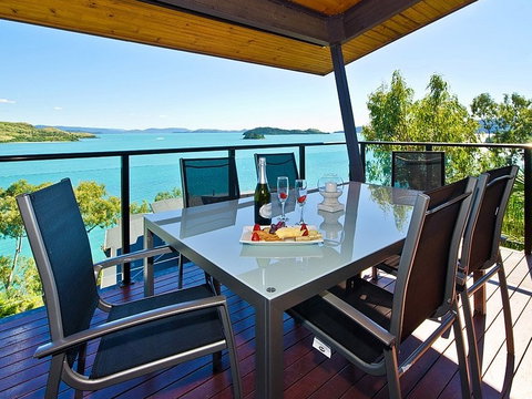 Hamilton Island 'Shorelines' Apartment - Foster Accommodation 0