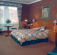 Sovereign Park Motor Inn - Foster Accommodation
