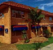 Harbour Terrace Holiday Apartments - Foster Accommodation