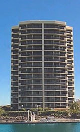 Trafalgar Towers - Foster Accommodation 0