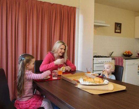 The Station Resort - Foster Accommodation 1