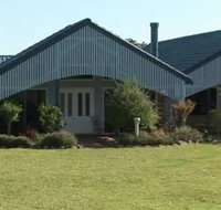 Jacaranda Country Lodge - Foster Accommodation