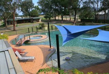 Valley Vineyard Tourist Park - Foster Accommodation 0