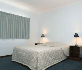 Ocean Centre Hotel - Foster Accommodation 3