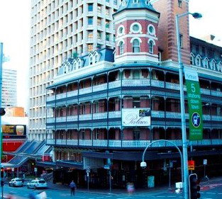 Nomads Brisbane Hostel - Foster Accommodation 3