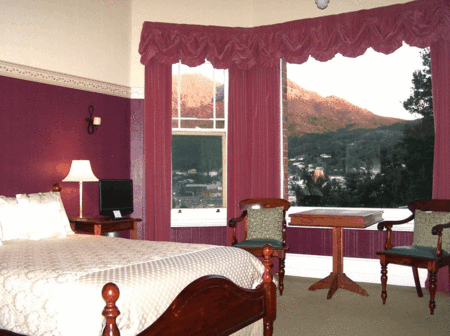 Penghana Bed And Breakfast - Foster Accommodation 4