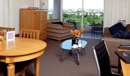 Quay West Suites Brisbane - Foster Accommodation 2