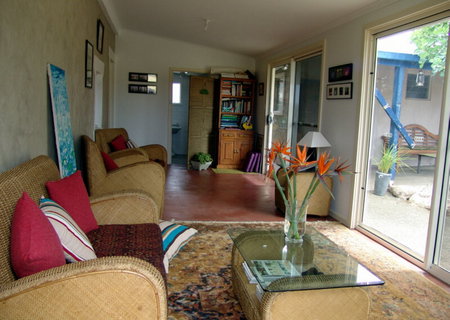 Riverview Cottage - Foster Accommodation 2