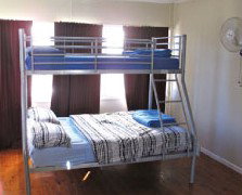 Surf N Sun Beachside Backpackers - Foster Accommodation 0